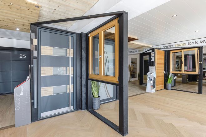 Porte d'entrée en composite, imitation bois