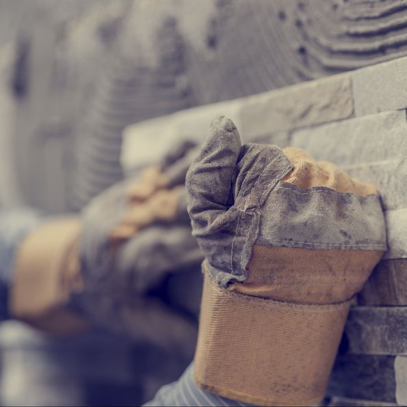 Plattenleger Scuol - Rizzi AG