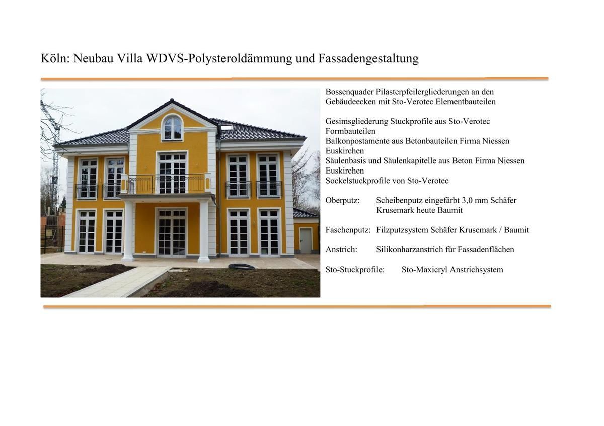 Ein Bild von einem gelben Haus mit vielen Fenstern