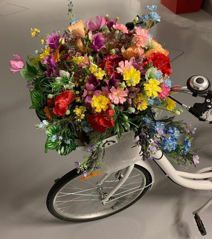 Fleurs dans un vélo