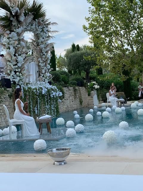 Mariage près de l'eau