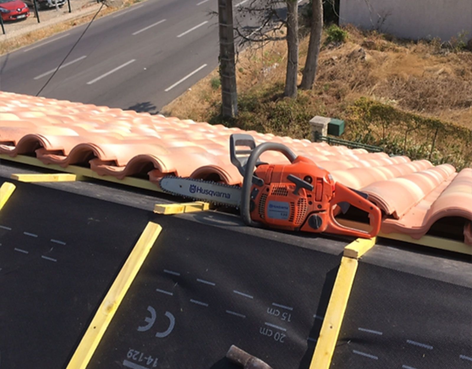 Travaux de couverture avec écran sous toiture