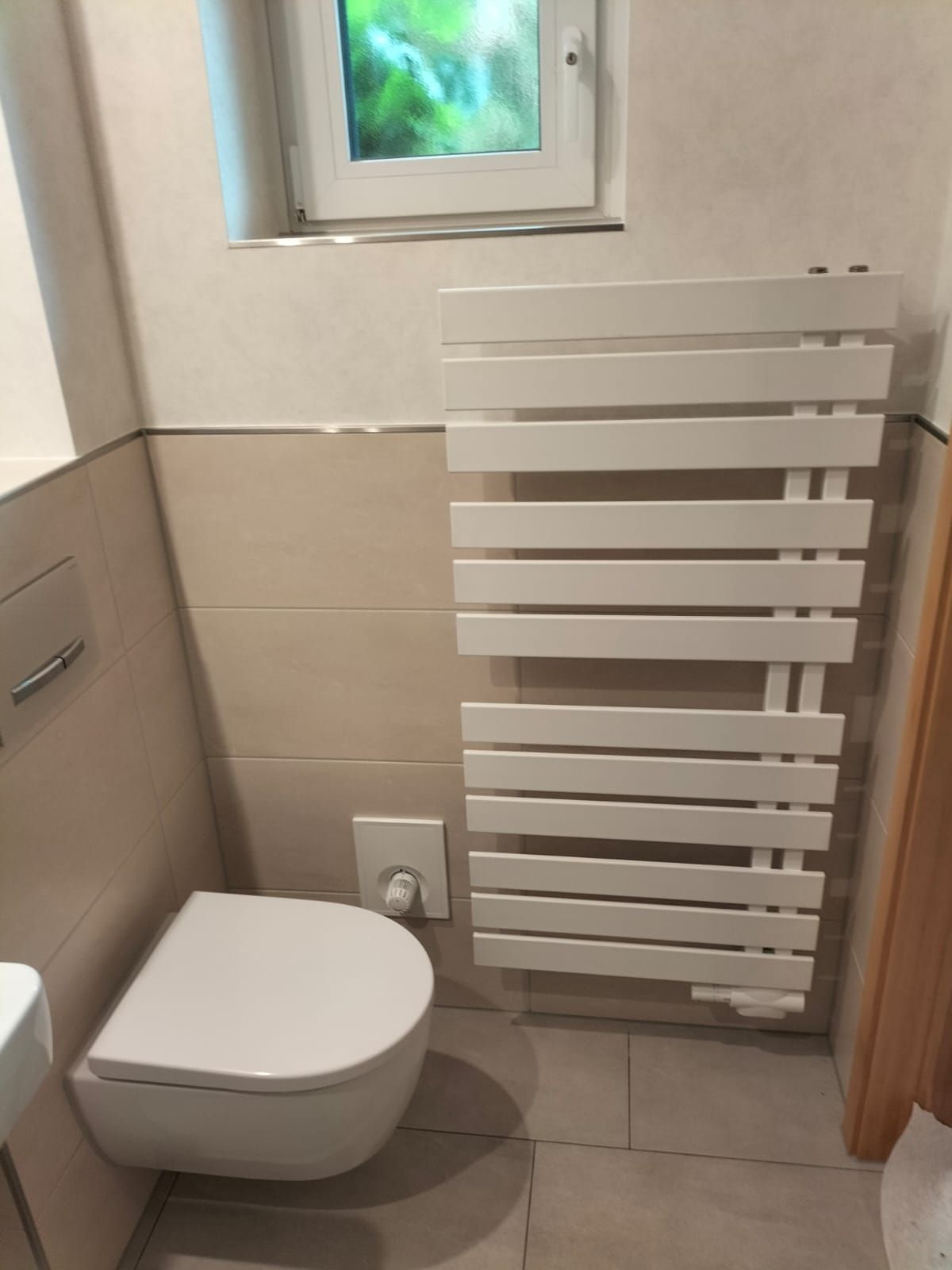Modernisiertes Badezimmer von Gebrüder Dencker für Kunden in Glückstadt