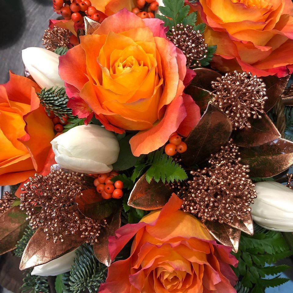 Bouquet rond orange et blanc
