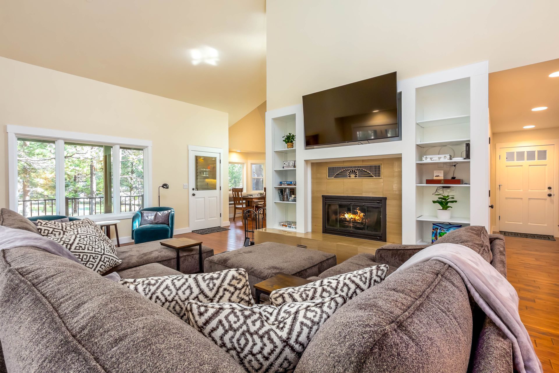 Living Room ofBesson Getaway a Vacation Rental in Bend Oregon