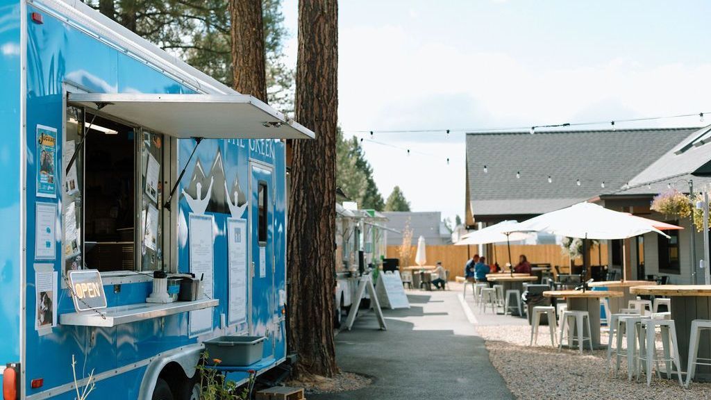 Century Commons food cart lot in Sunriver, Oregon