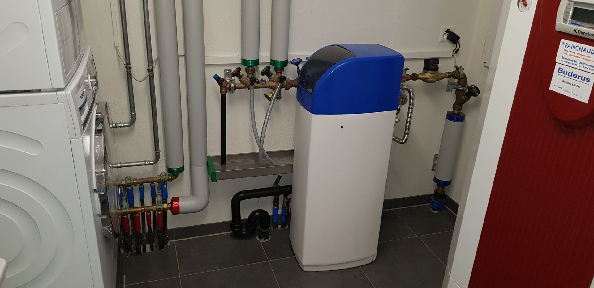 Local technique avec pose d'adoucisseur d'eau- Patrick Berger Sàrl