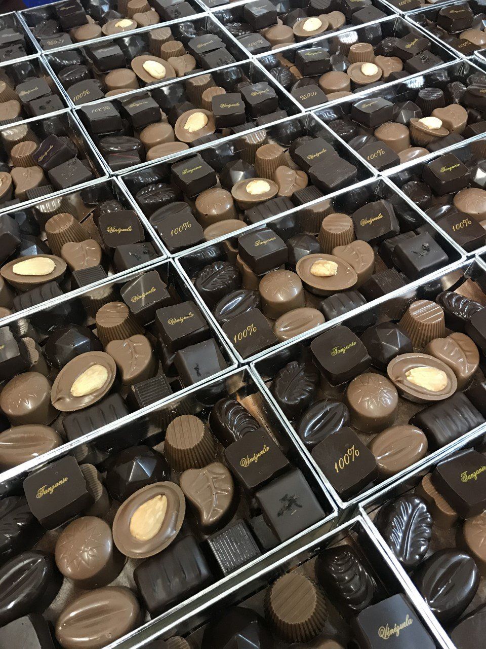 Boîtes de chocolats en vrac