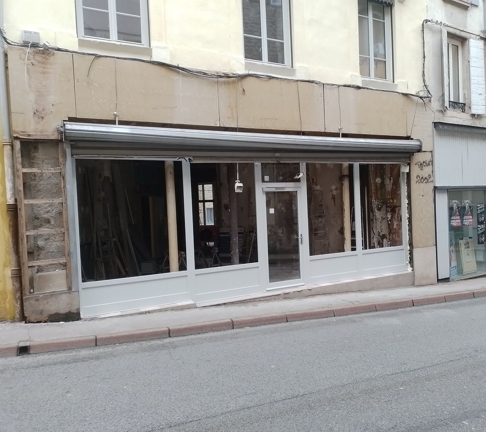 Une devanture de commerce