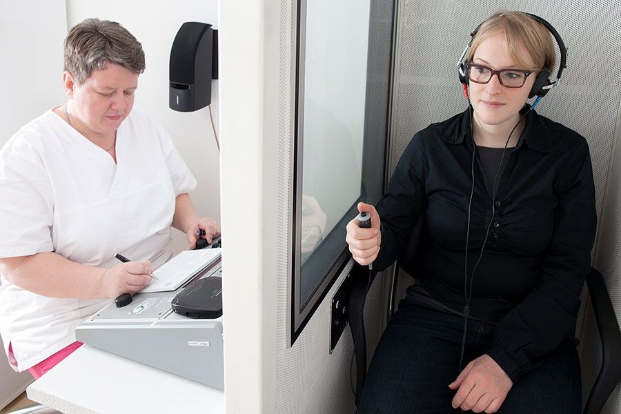 hno praxis dr. prem, untersuchung, ohr