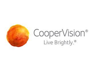 CooperVision-Logo: orange Kugel neben dem Text „CooperVision“ und „Live Brightly“.