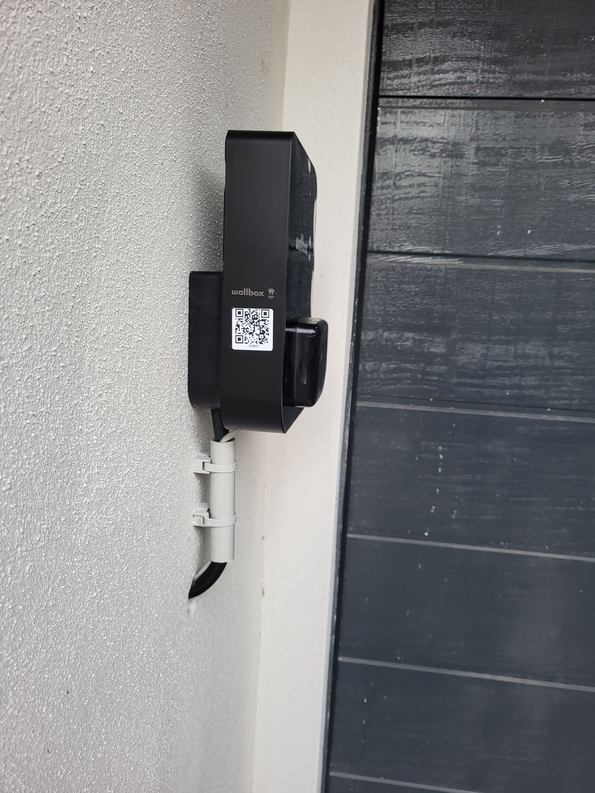 Le côté d'une borne