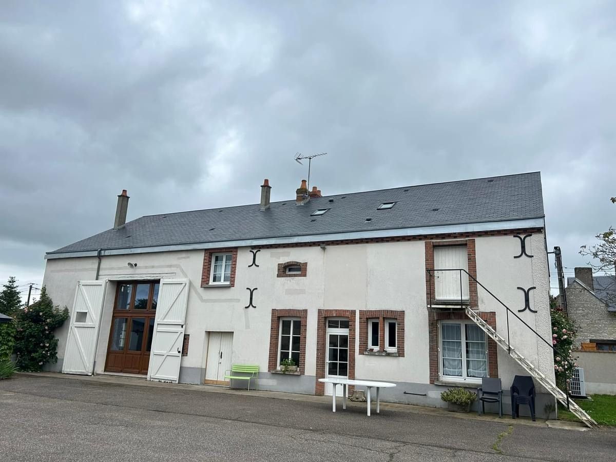 Corps de ferme refait complètement suite à la grêle de 2022