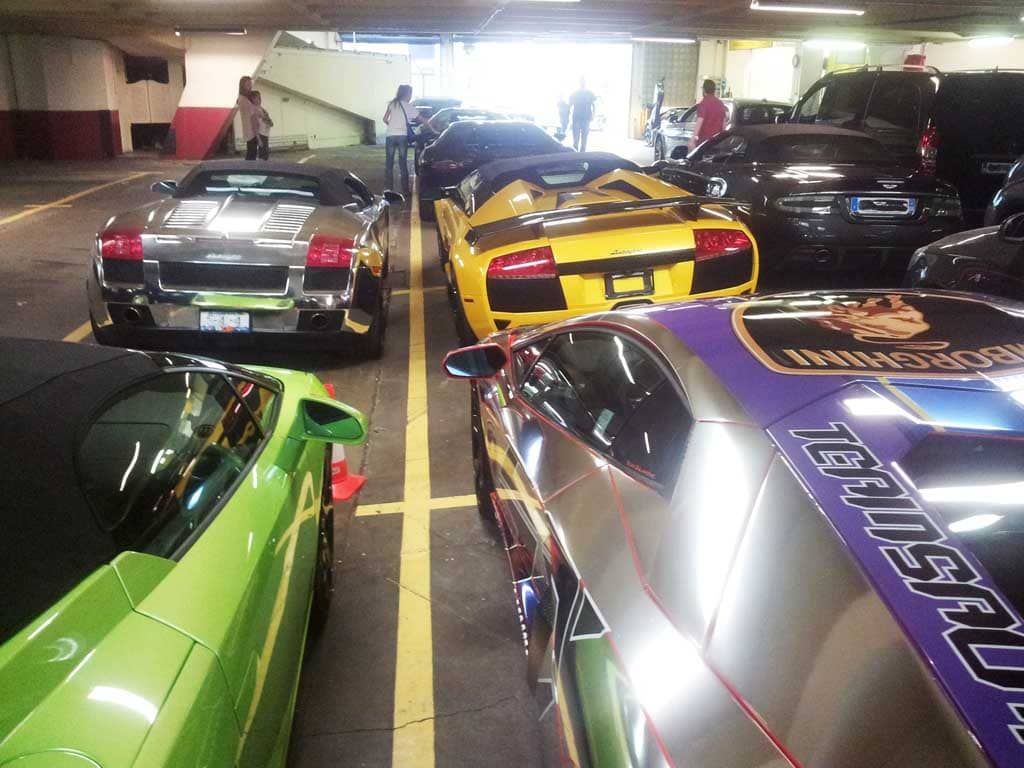 Supercars stationnées