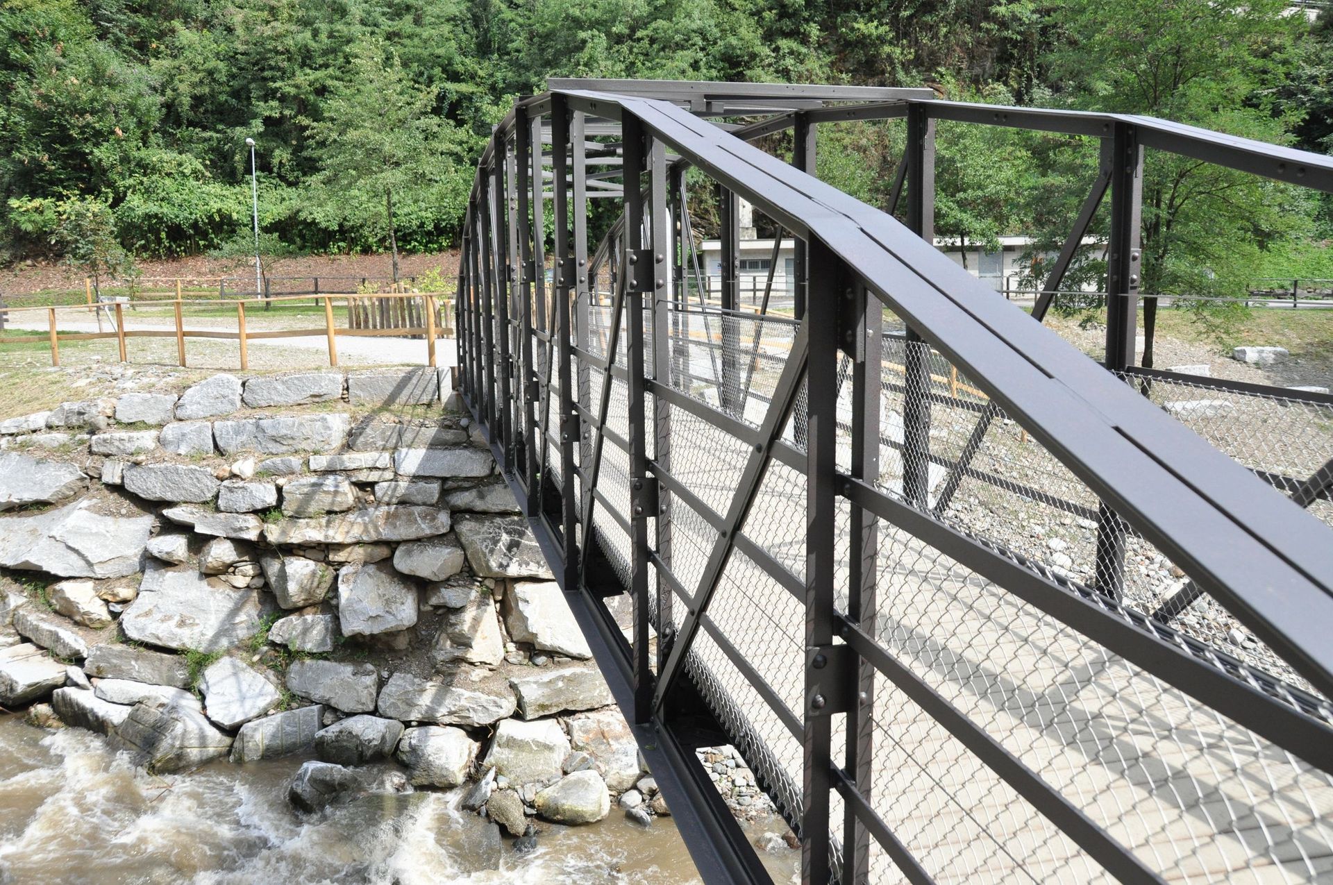 Schenini - Passarella in metallo