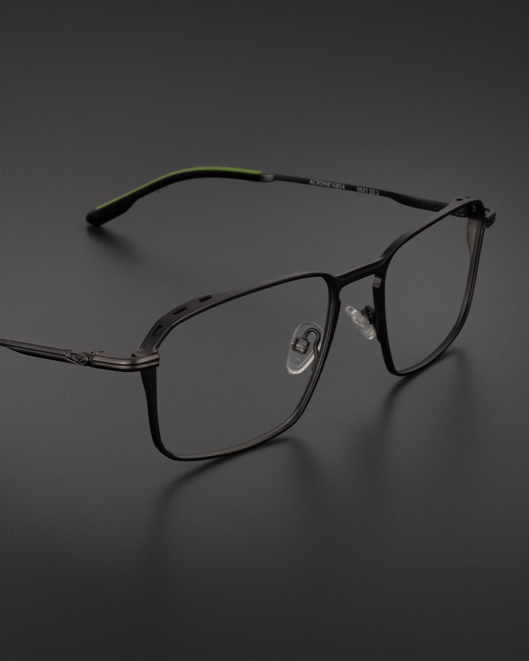 Monture de lunettes homme en titane