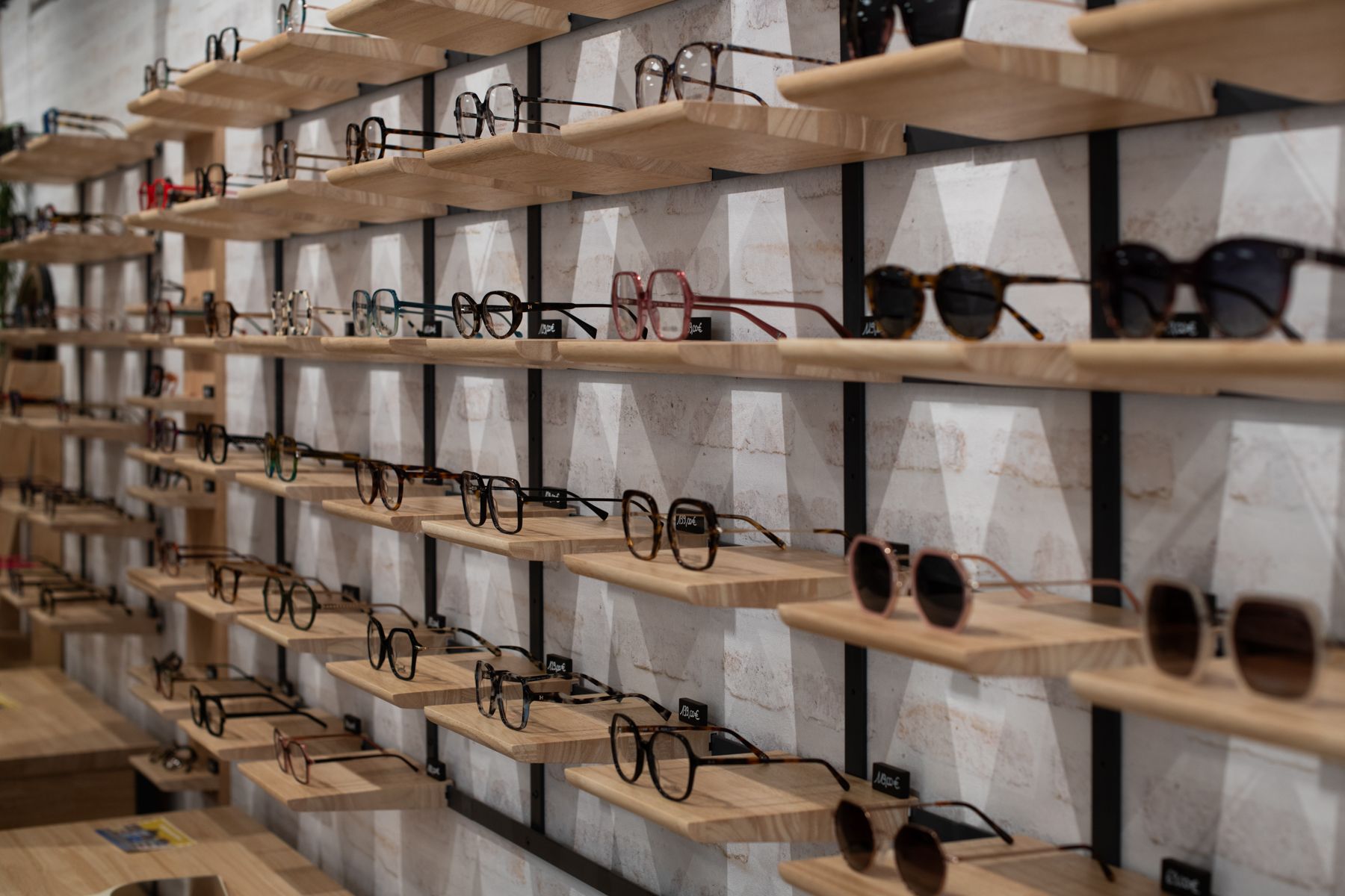 Les montures d'optiques femmes de la boutique