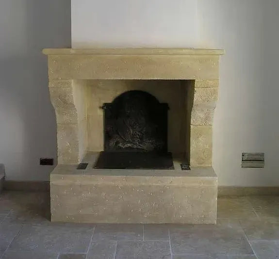 Cheminée à foyer ouvert