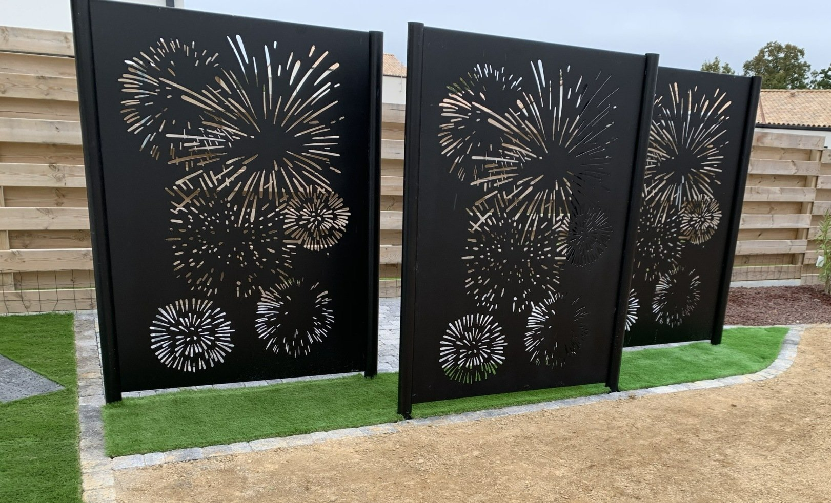 Habillez votre jardin avec de la décoration