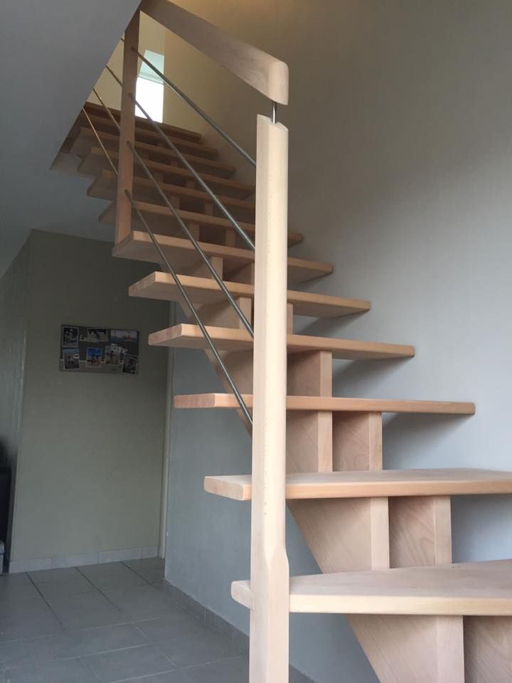 Escalier en bois sur mesure pour les combles