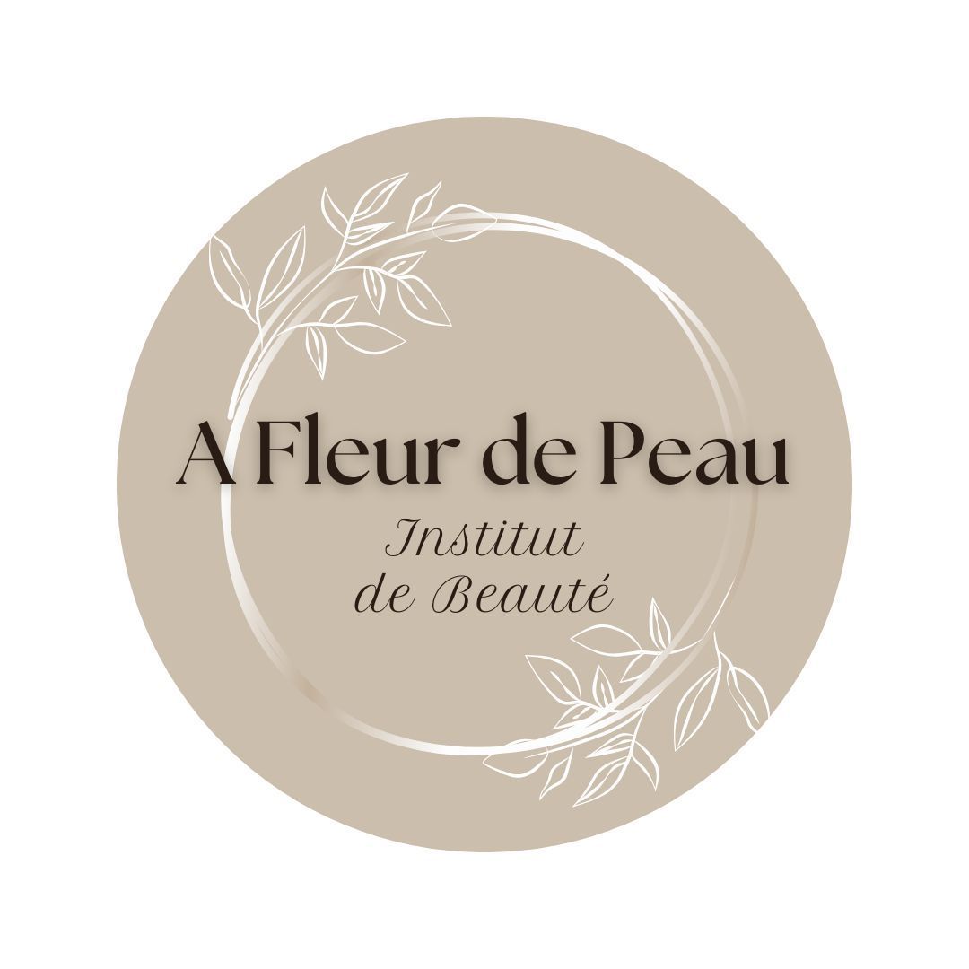 Logo for A Fleur de Peau Institut de Beauté: beige circle with white floral line art and dark brown serif text.