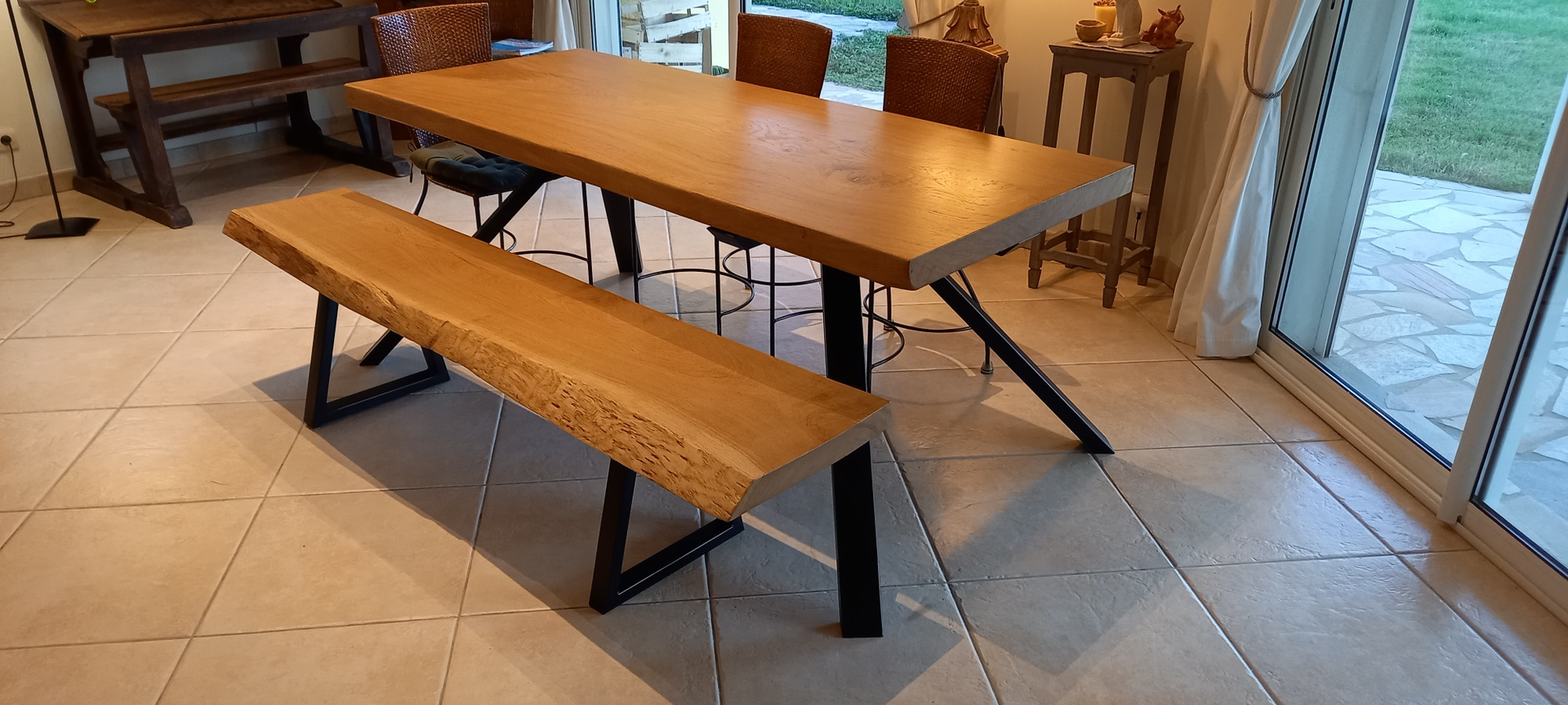 Table de style industriel