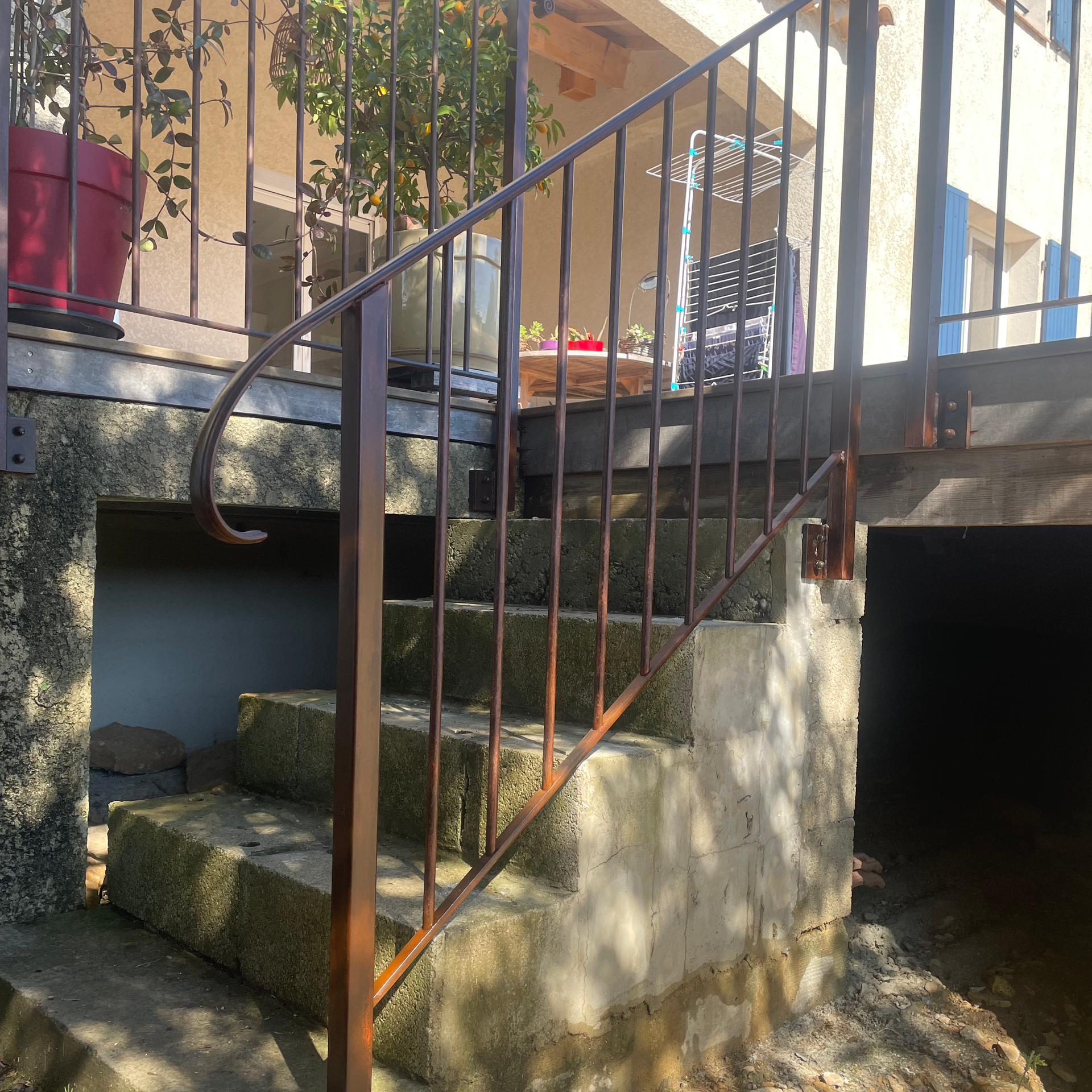 Rampe d'escalier extérieur