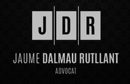 Logotipo con “JDR” en letras blancas