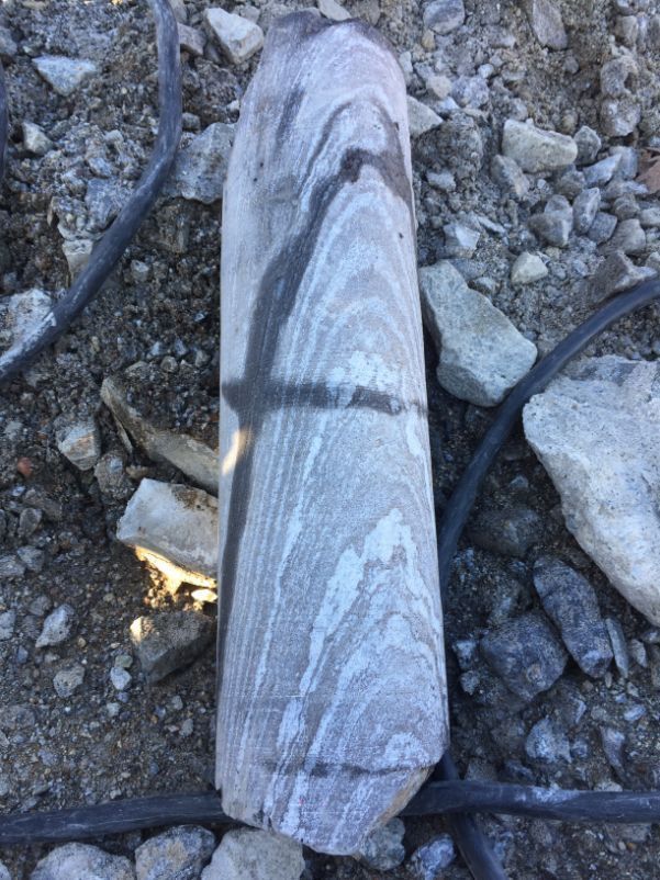 timanttiporatun kiven porausjäte