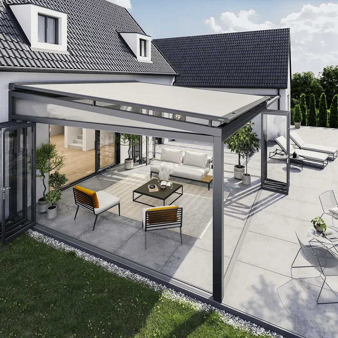 Eine künstlerische Darstellung einer Terrasse mit Pergola und Sofa.