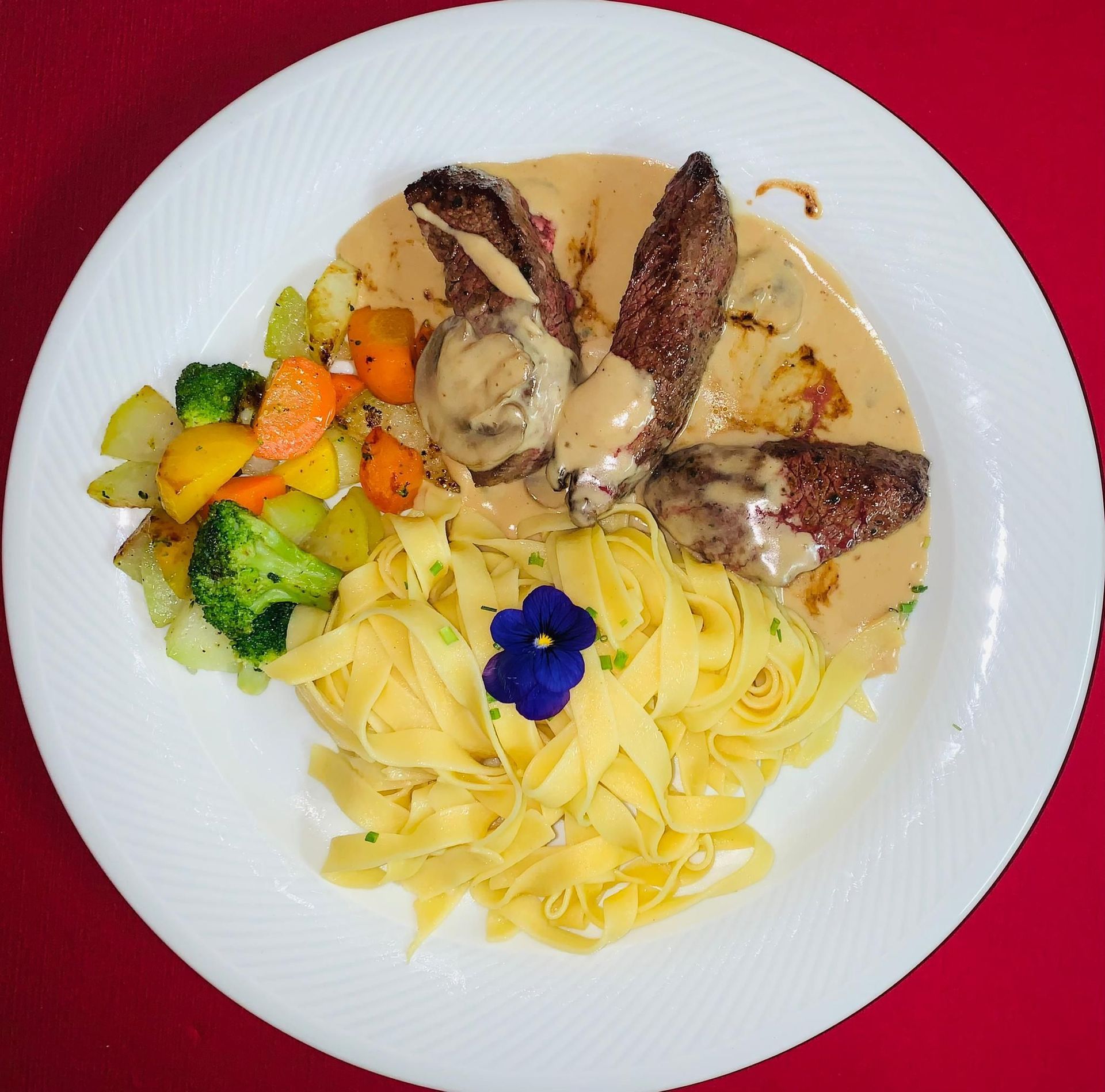 Restaurant Bahnhöfli, Eva Topalli | Schinznach-Bad