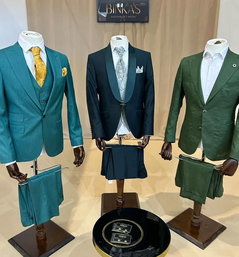 Trajes
