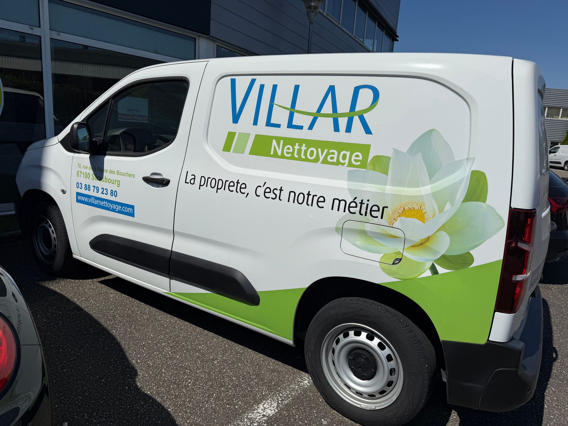 Un véhicule de la société.