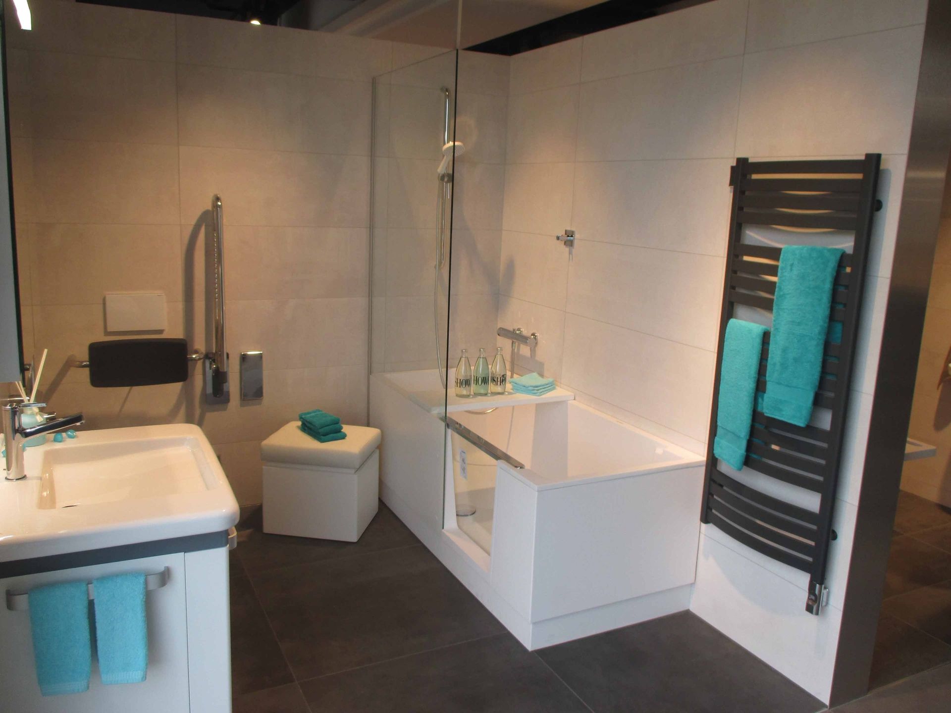 Platten Wand Boden Bad - E und L Keramik GmbH - Olten