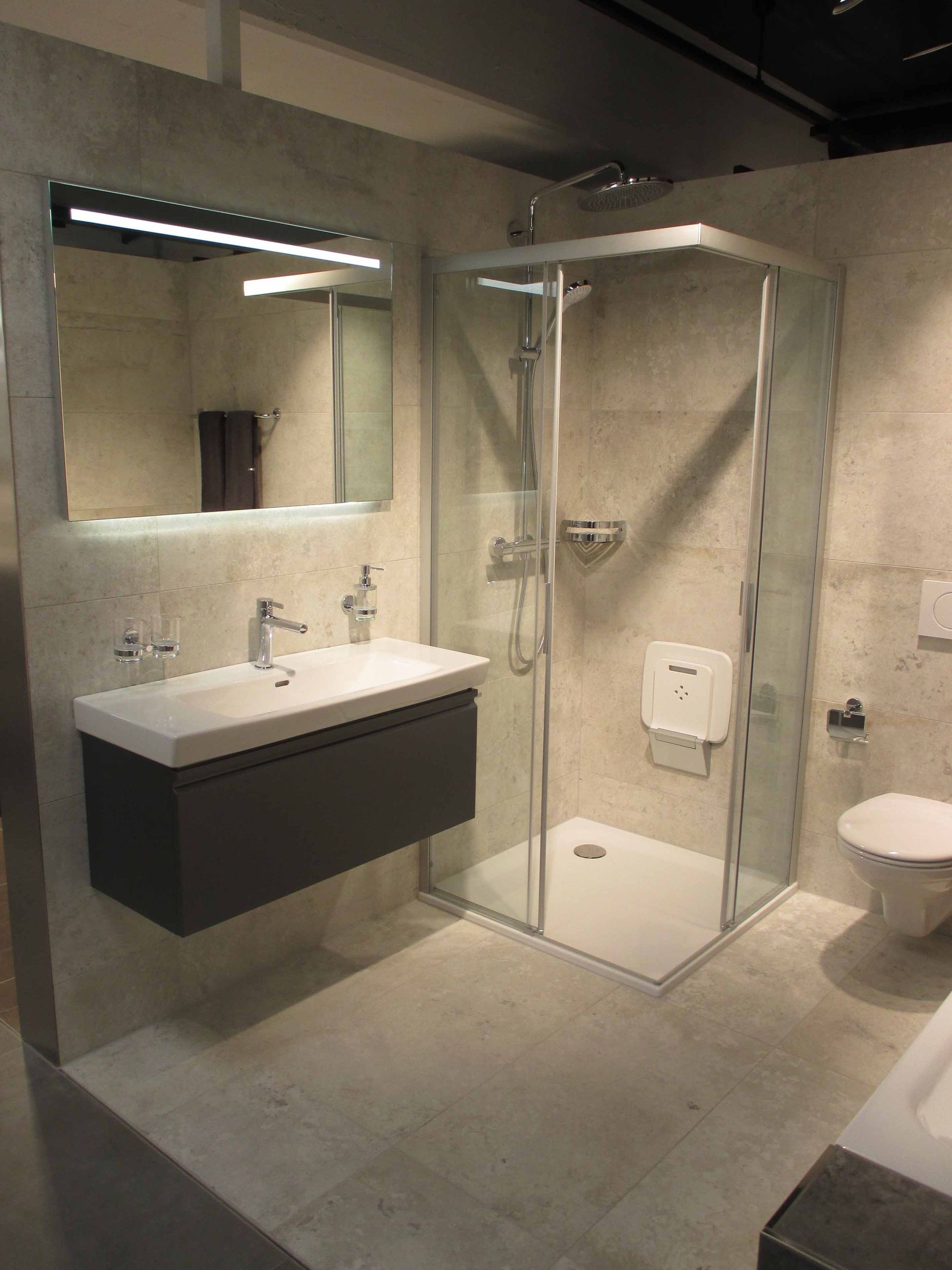 Dusche Beläge Platten hell - E und L Keramik GmbH - Olten