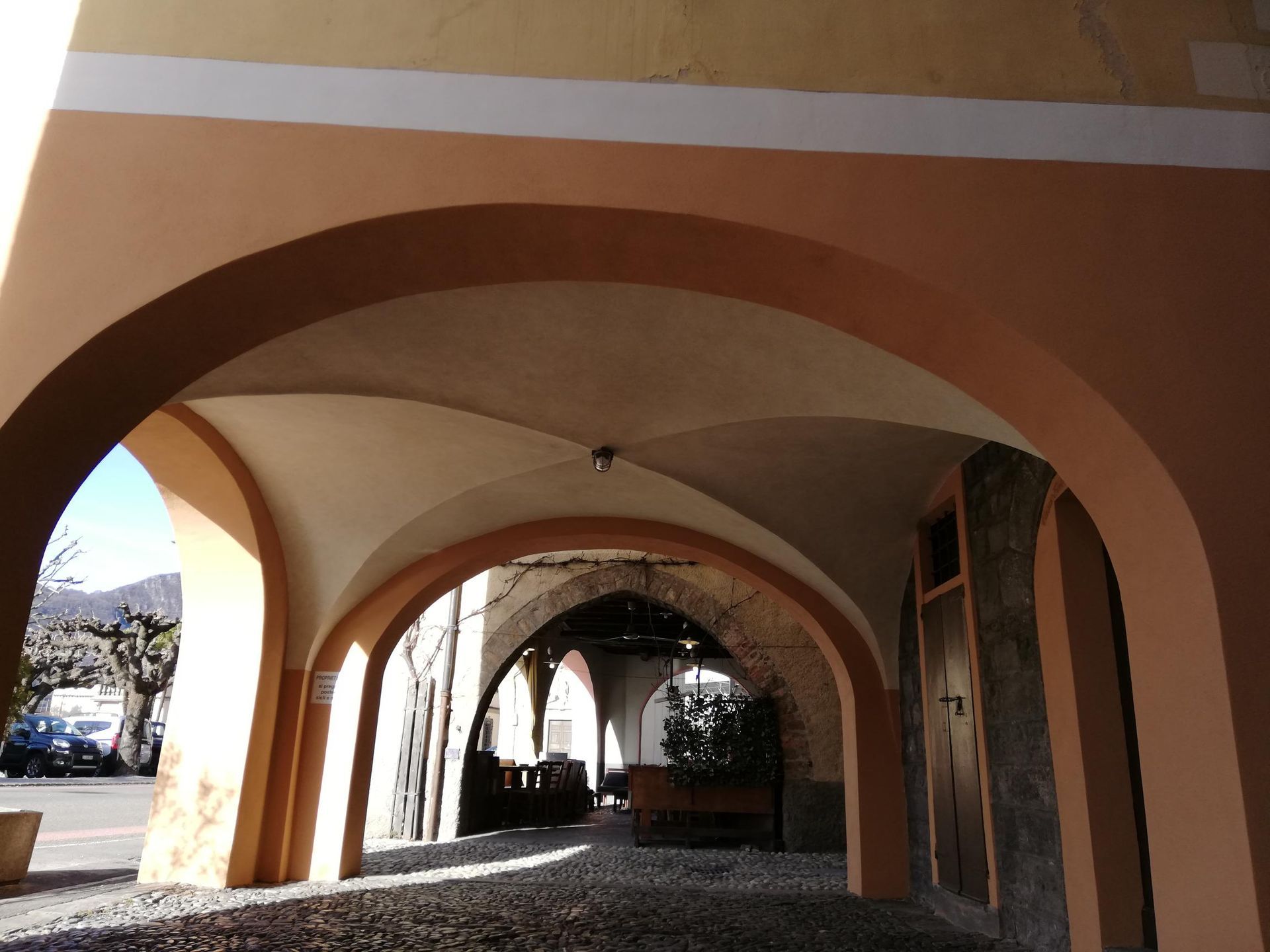 tinteggiatura portici