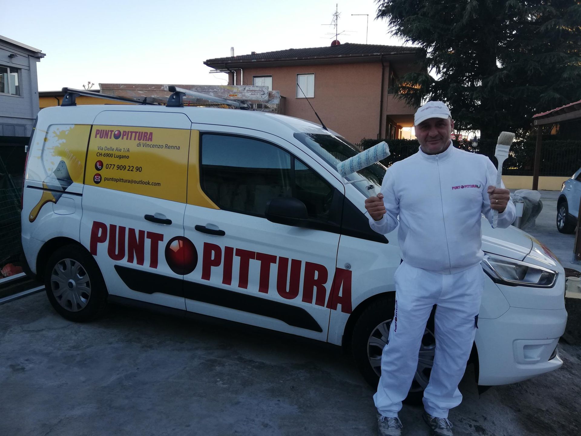 titolare della ditta di tinteggiature