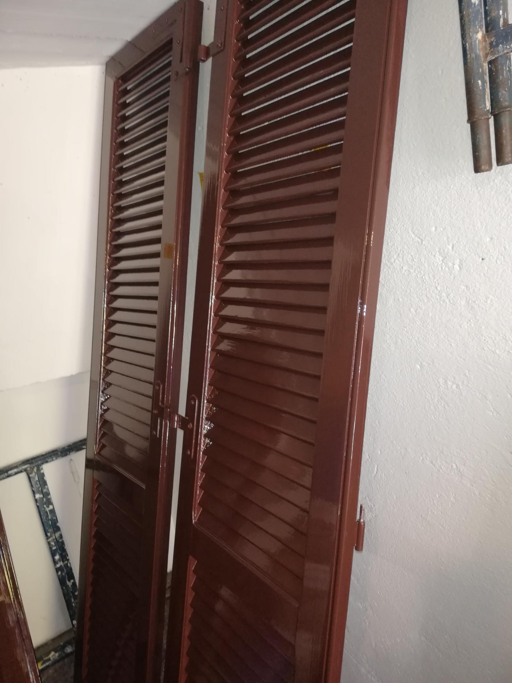 tinteggiatura infissi