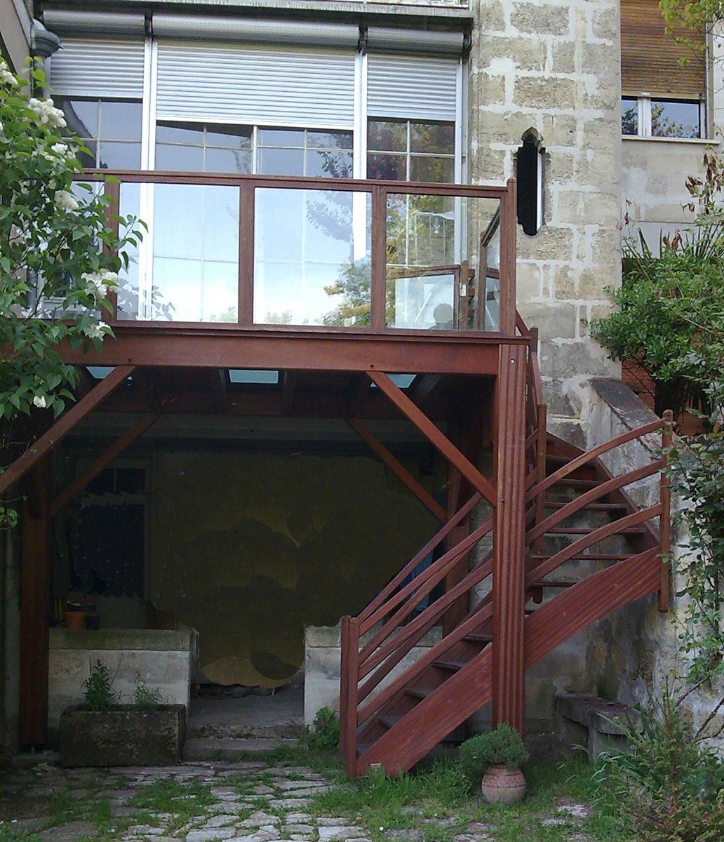 Terrasse sur pilotis