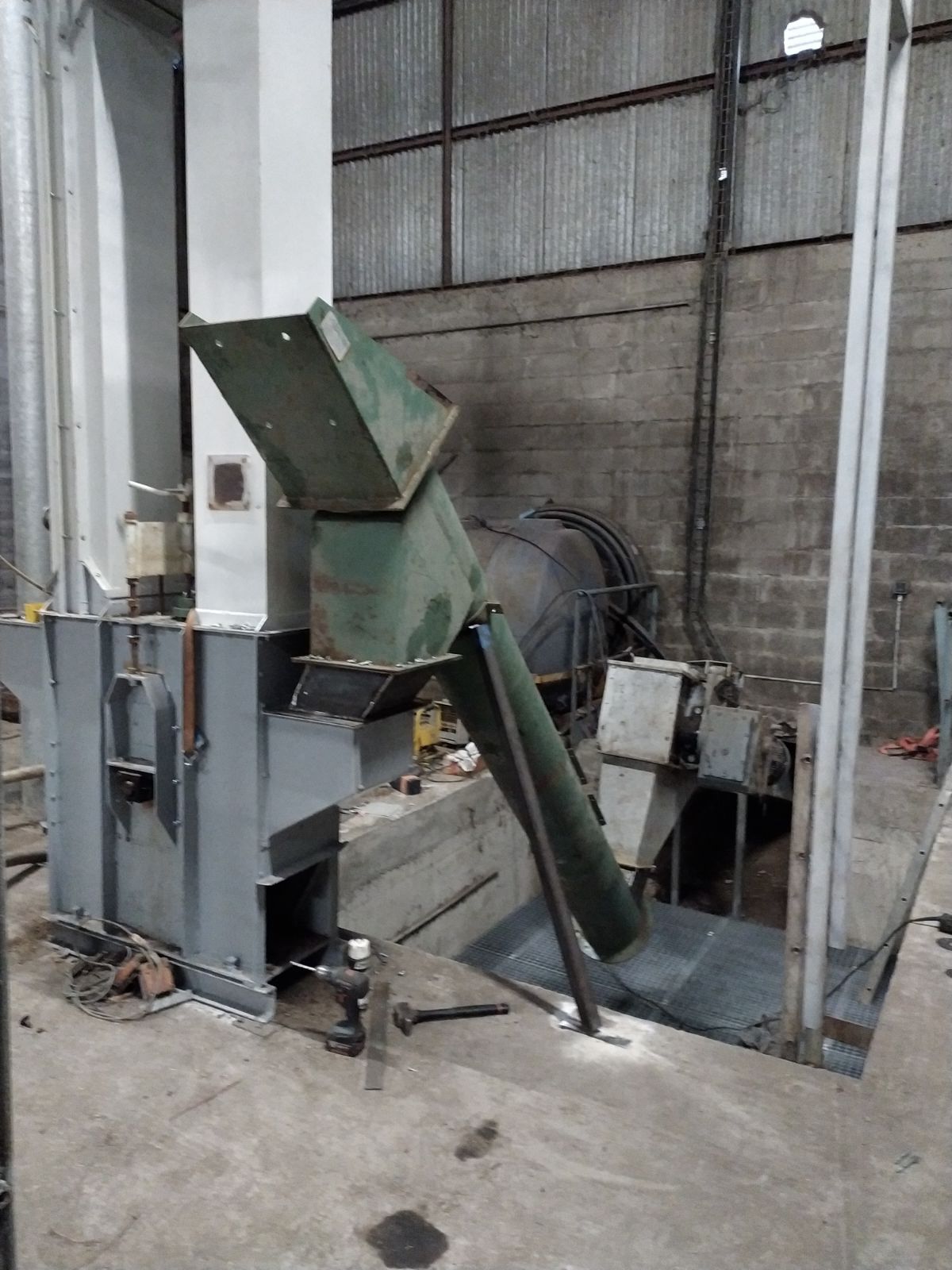 Appareil en inox pour le grain