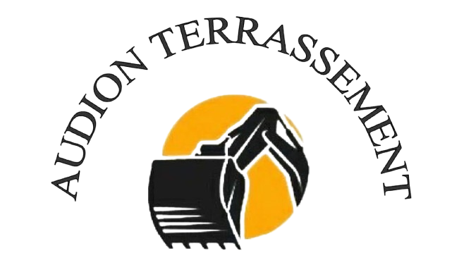Logo : Silhouette d'une excavatrice noire sur un cercle orange, surmontée de l'inscription « AUDION TERRASSEMENT » en noir.