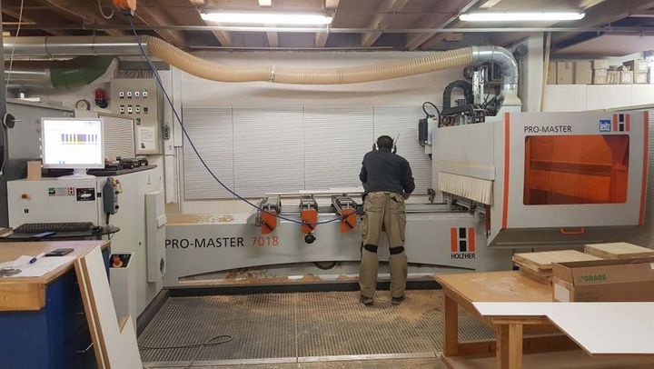 CNC Schreiner - Wenger Schreinerei + Innenausbau AG in Unterseen