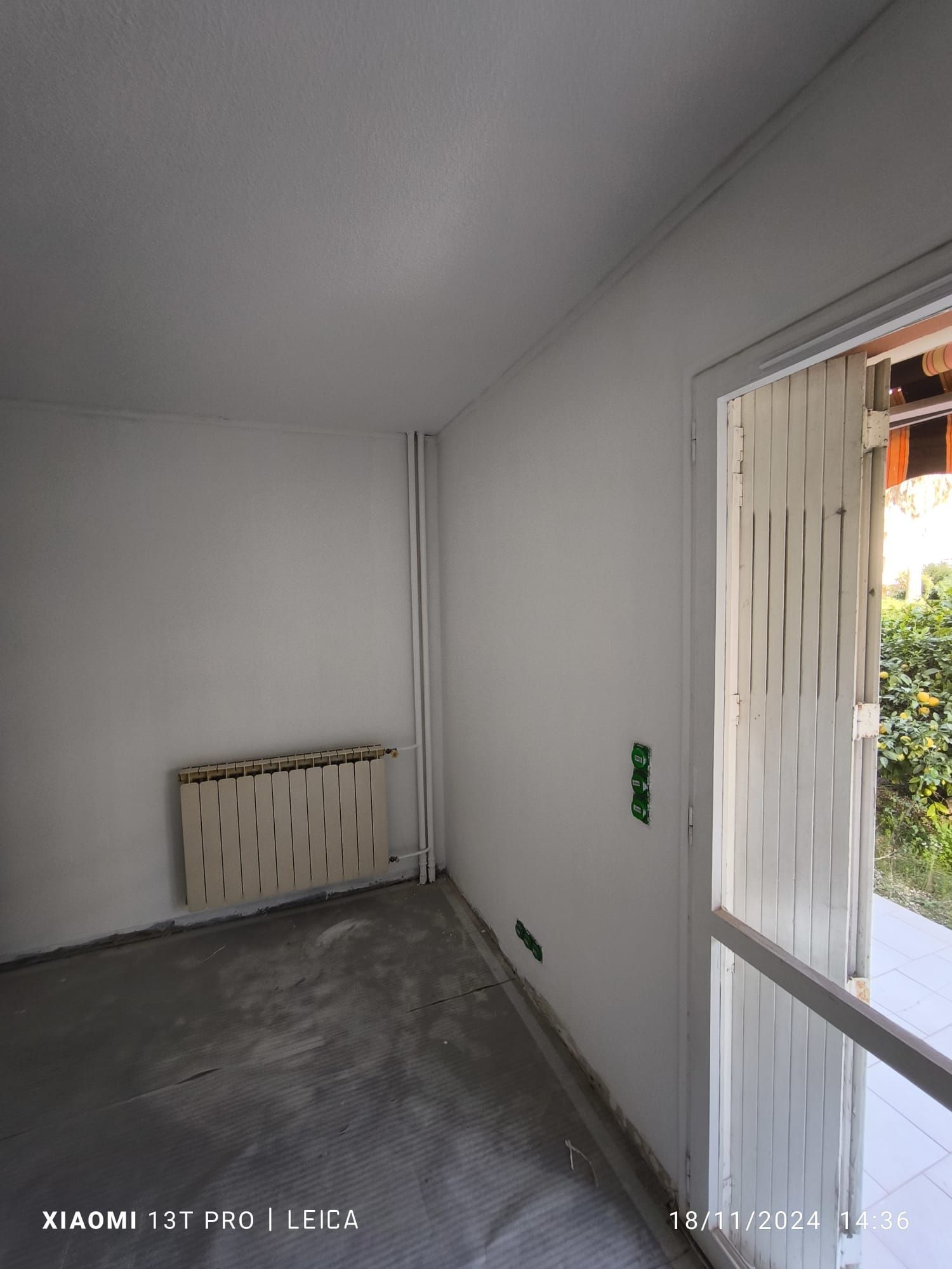 Pièce d'un appartement entièrement rénovée