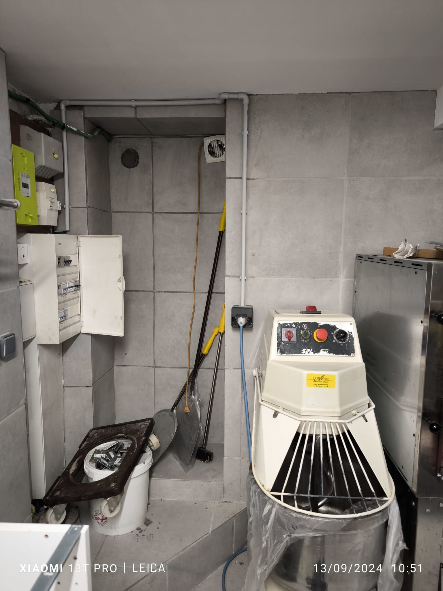 Rénovation d'un tableau électrique dans une pizzeria