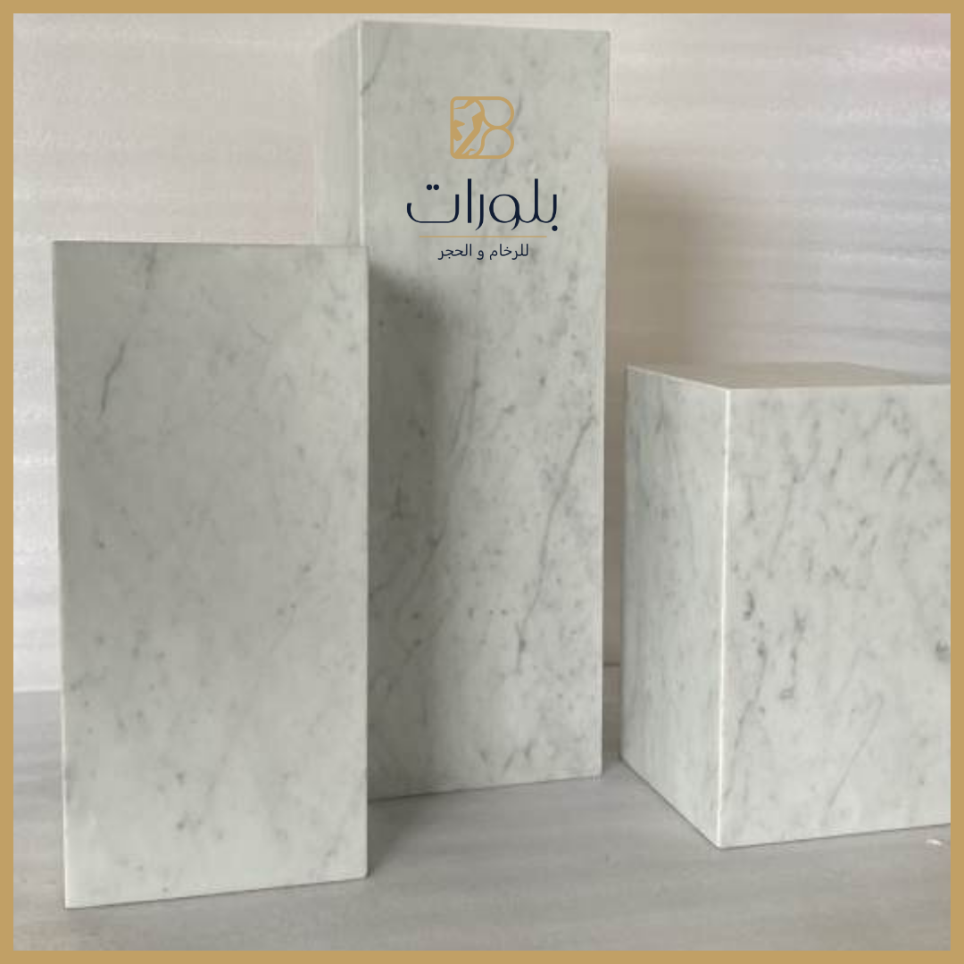 منتج رخامي يعرض جمال الرخام الطبيعي وتفاصيله الفريدة. تتنوع المنتجات الرخامية من الأرضيات إلى المشبات، وتستخدم في تصميمات الديكور الداخلي والخارجي لإضفاء لمسة فاخرة وأنيقة. اكتشف تشكيلة واسعة من المنتجات الرخامية لإضافة أناقة لأي مساحة