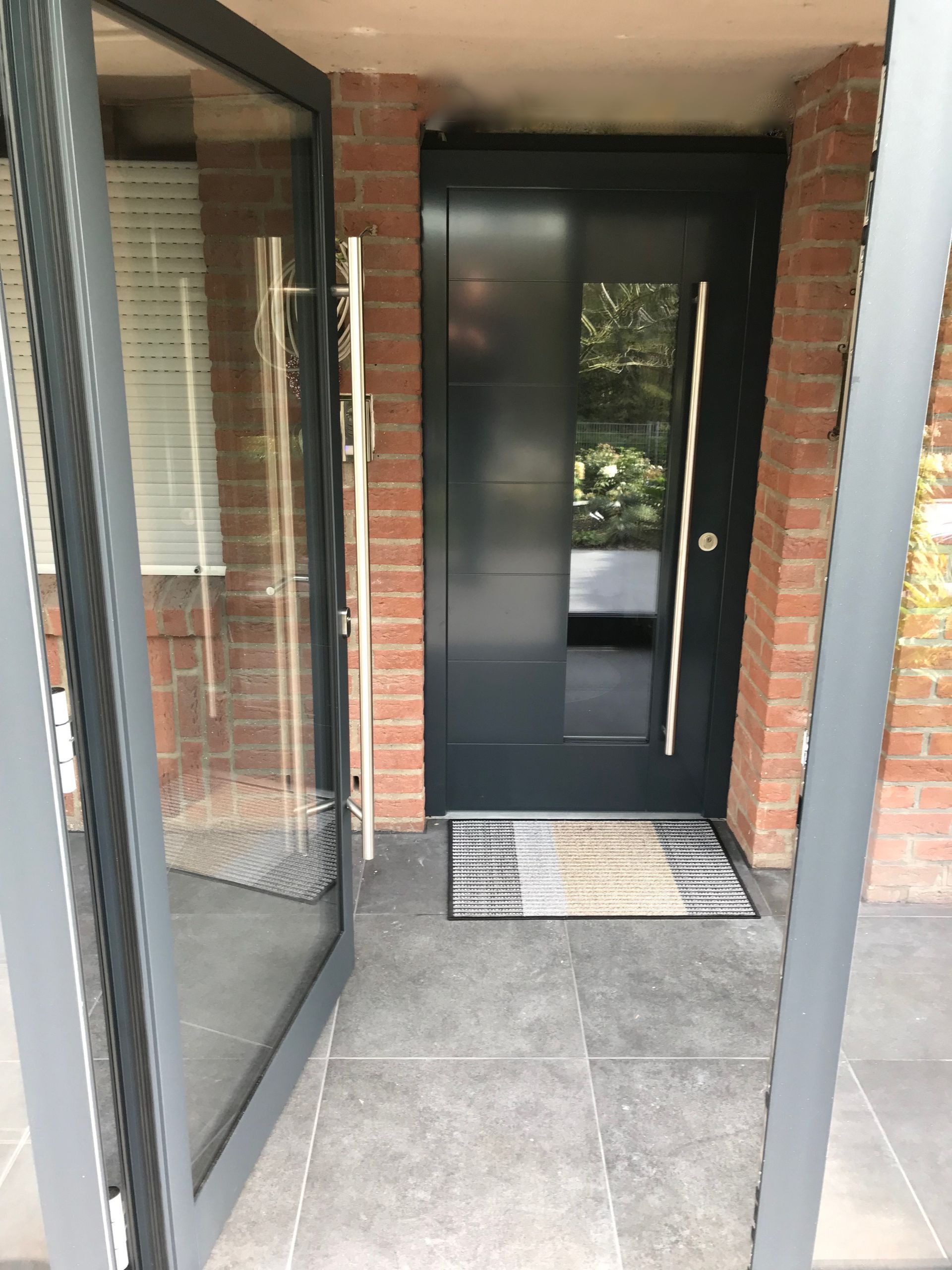 Hauseingang mit Windfang 