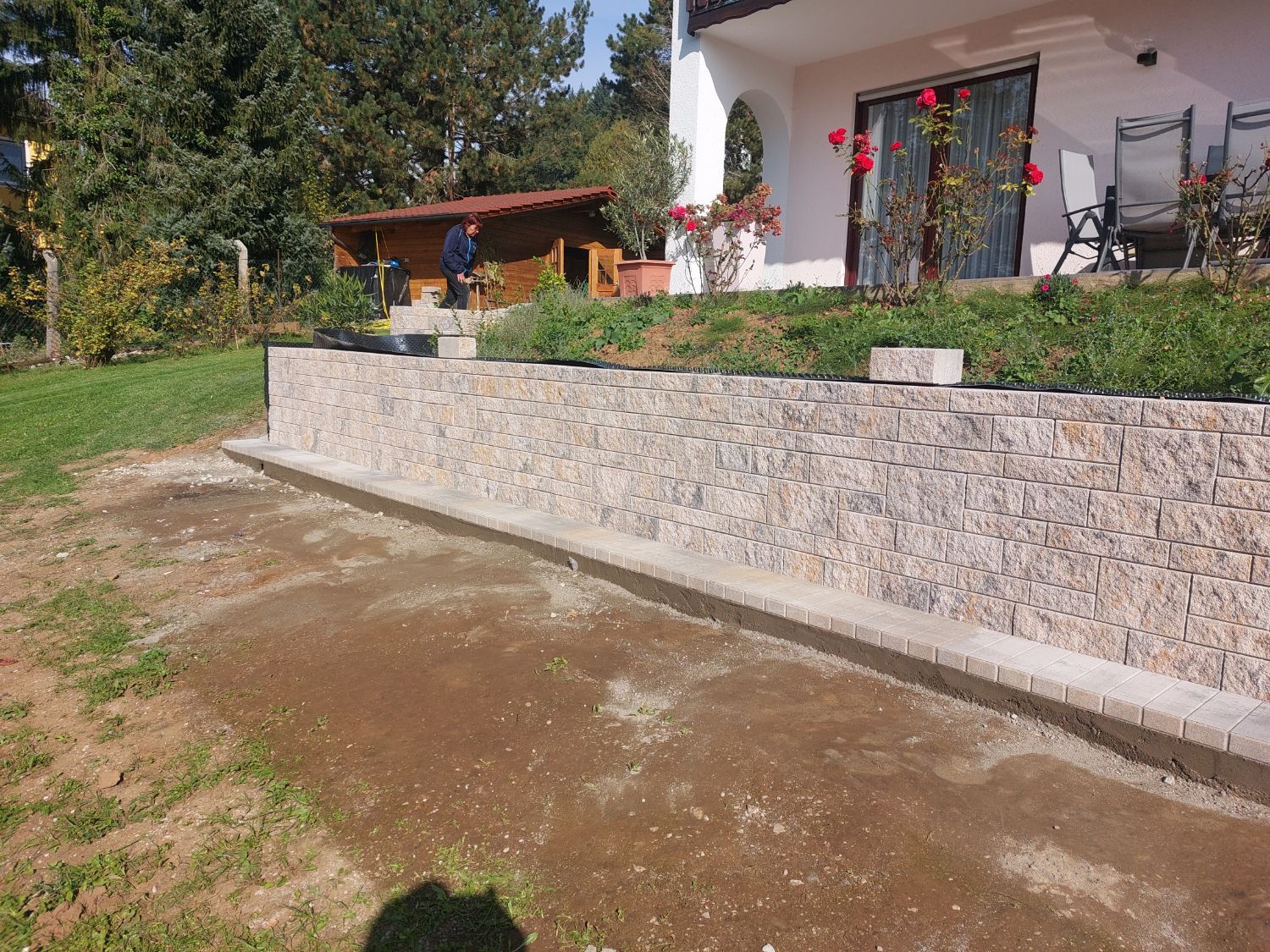 Mauer aus Naturstein von Fliesenleger Robert Geiger