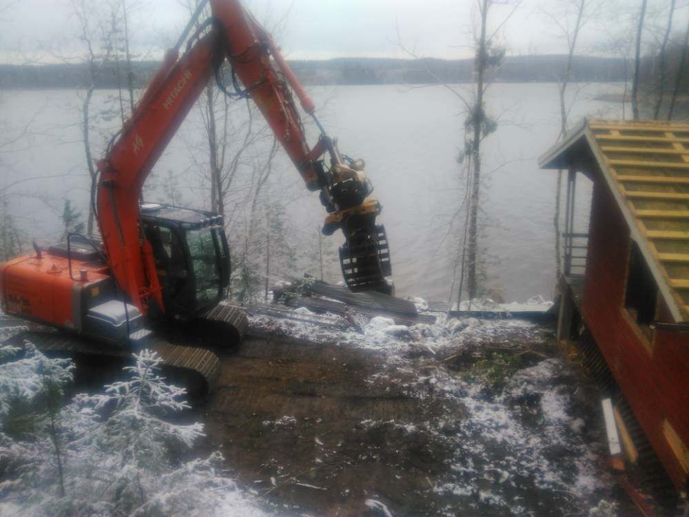 Mökin rakennustyöt