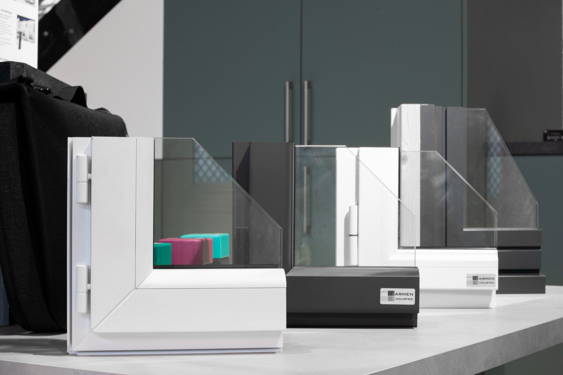 Trois morceaux de fenêtres