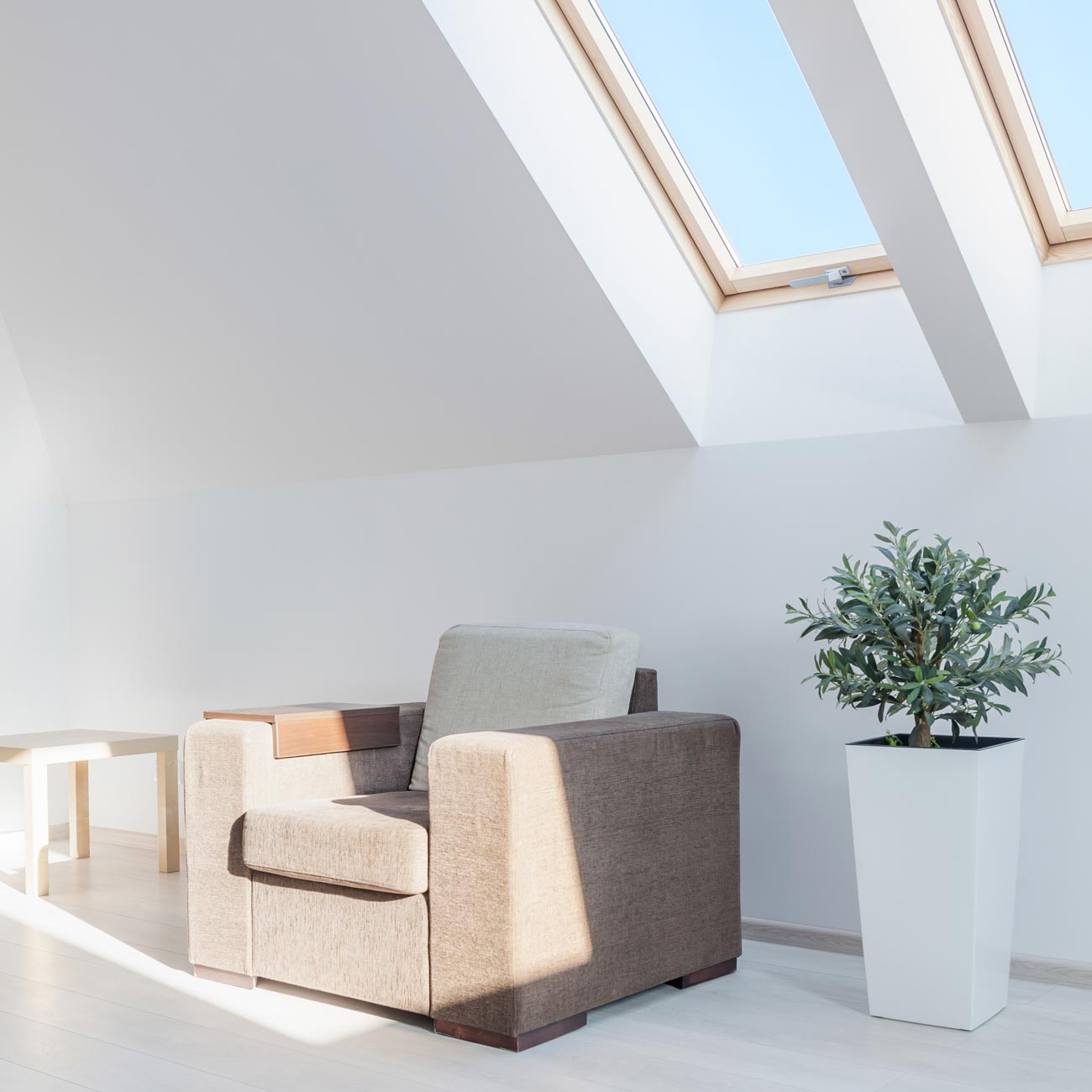 Combles aménagés avec fenêtre de toit